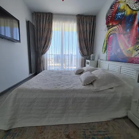 Alezzi Asahi Boutique Apartment